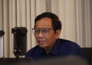 Cawapres Mahfud MD saat live TikTok. Foto: Dok. Istimewa